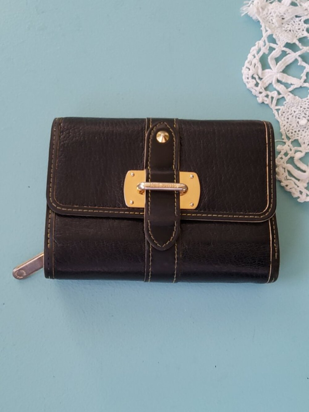 Louis Vuitton Suhali Leather Porteuille Trifold Wallet - Picture 11 of 11